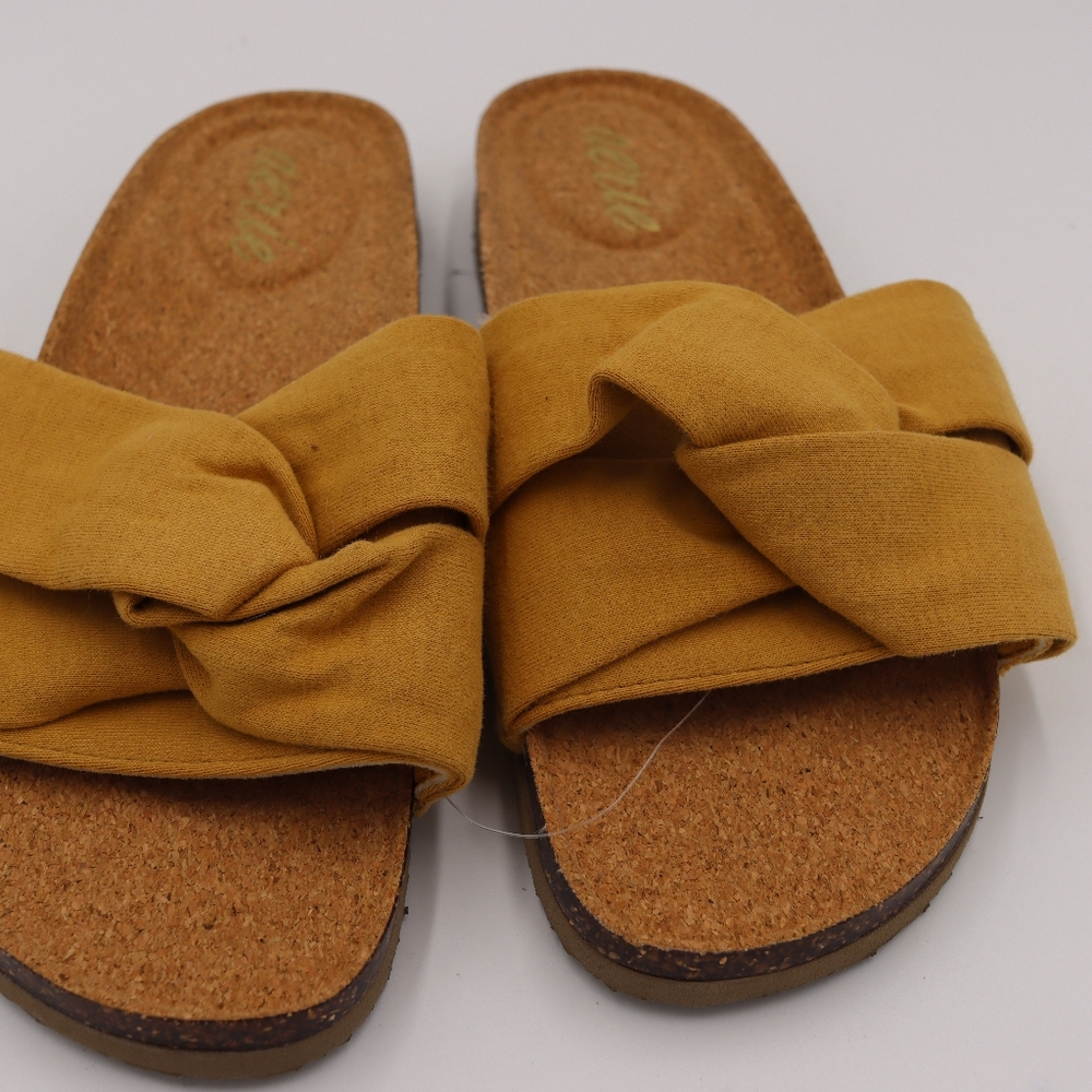 Aerie Women's Tan Sandals 9